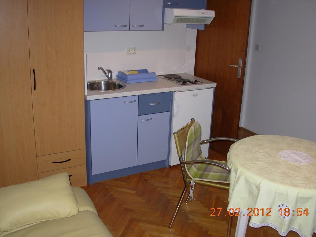 Apartment Karmen Traù Camera foto